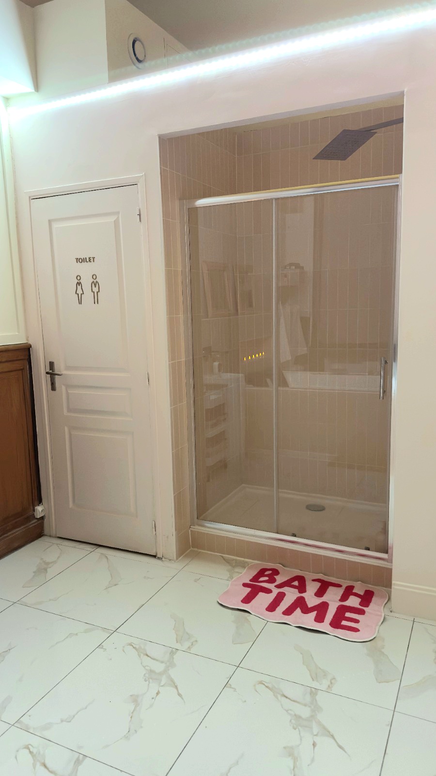 Douche de la suite spa privatif près de Wasquehal